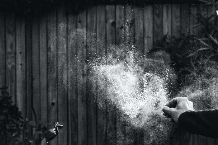 Black and white photography experiment with powder