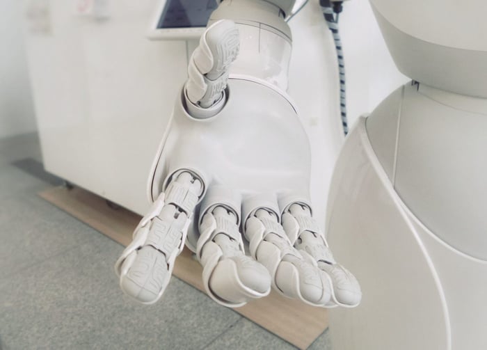 robot sử dụng công nghệ ai trí tuệ nhân tạo