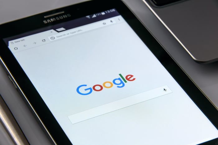 Tableta con Google abierto