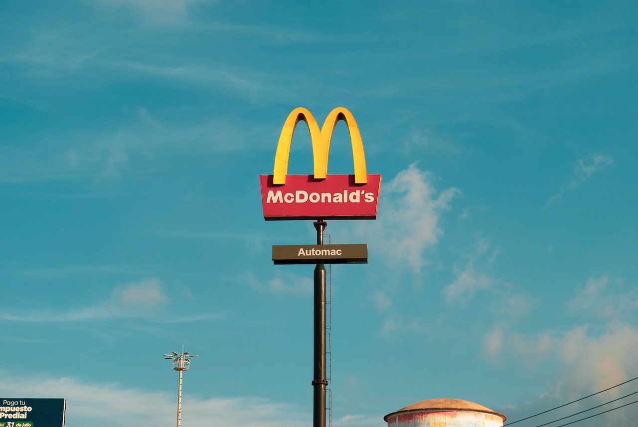 Logo de Mc Donald's en automac